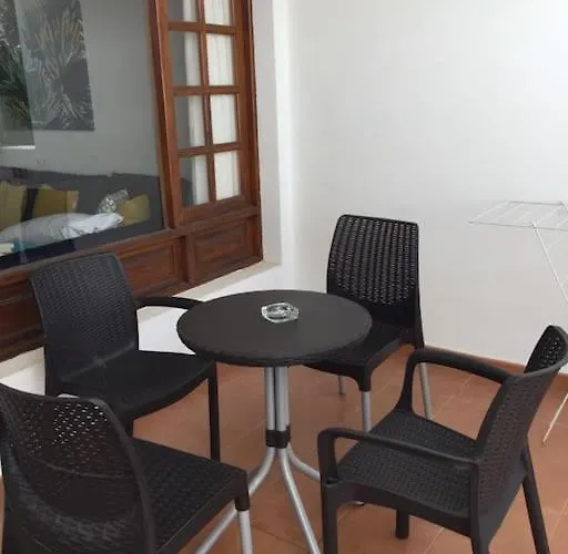 Tabaybas C7, Central One Bed